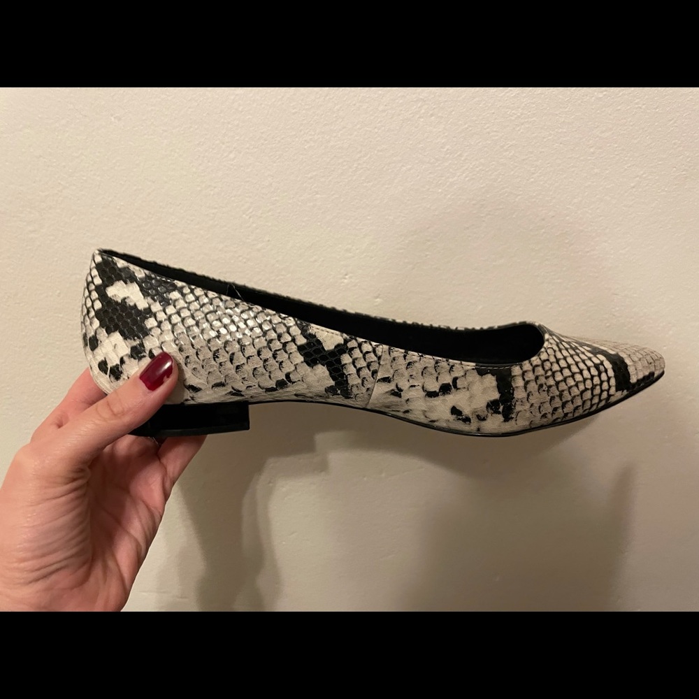 Calvin Klein Flats